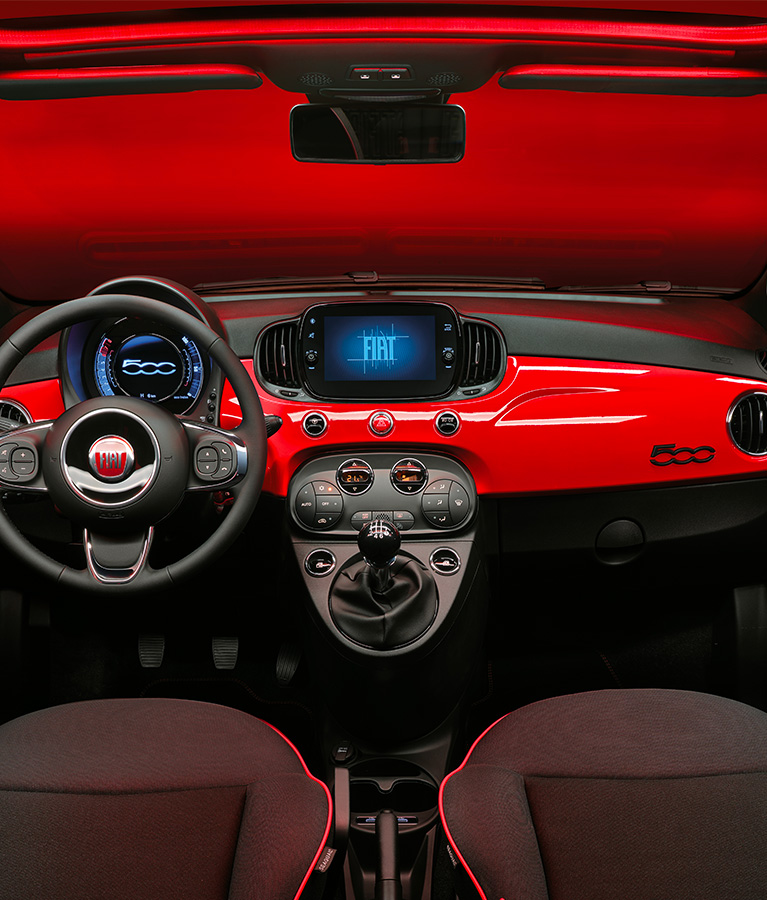 Tapis de sol avec logo Fiat 500 Hybride (2020-présent)