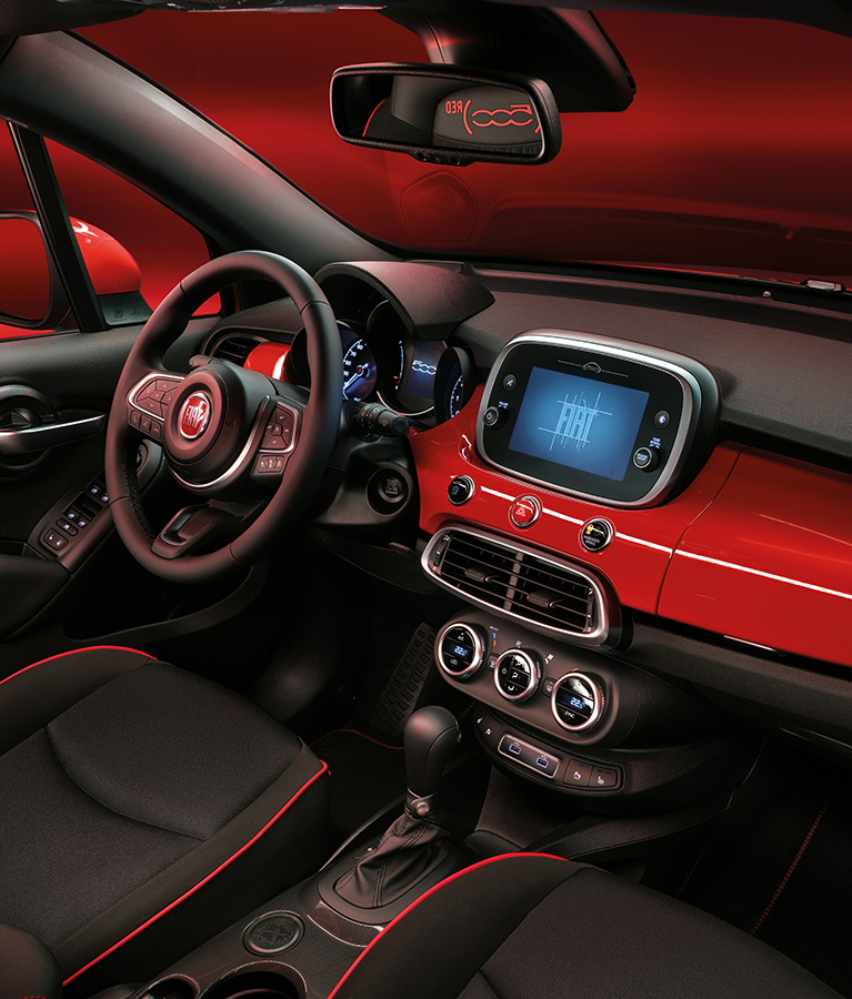 Personnalisation de la Fiat 500X 2016 avec différents accessoires