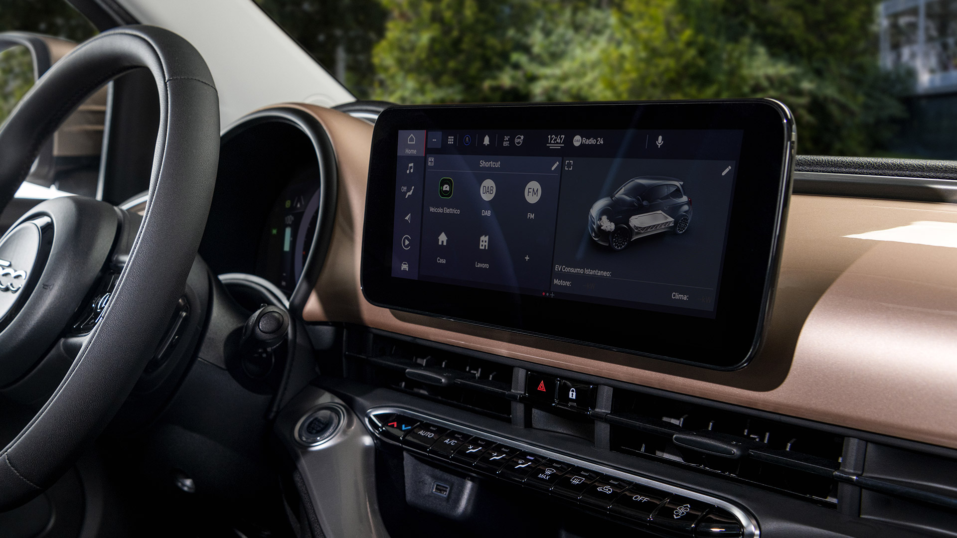 10.25” INFOTAINMENT SYSTEM WITH NAVIGATION 