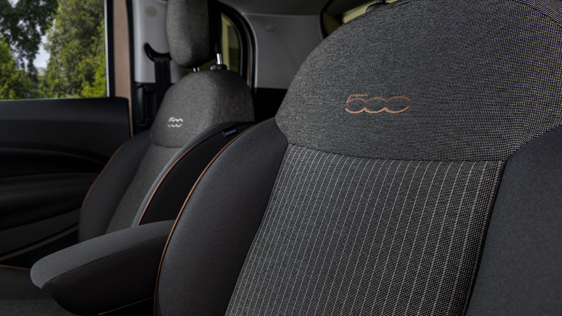 ICE AND BLACK MELANGE PINSTRIPE FABRIC SEATS