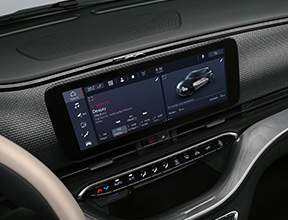 SYSTÈME D'INFOTAINMENT ULTRAMODERNE 10,25" AVEC NAVIGATION + 6 HAUT-PARLEURS